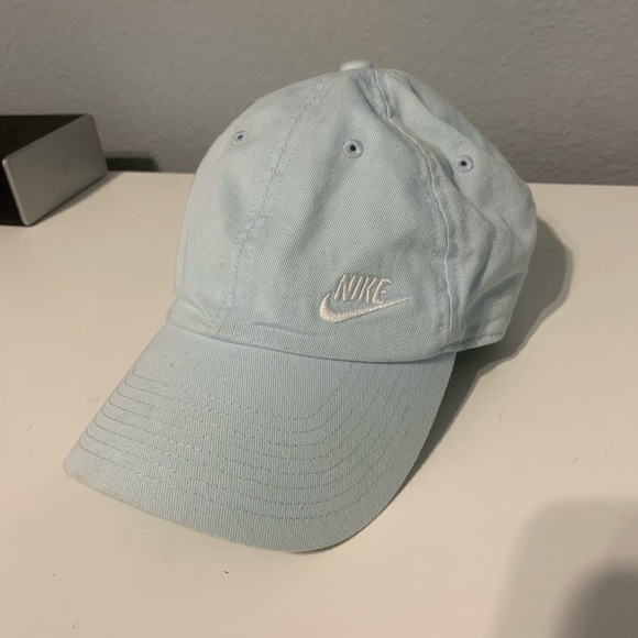 baby blue nike cap